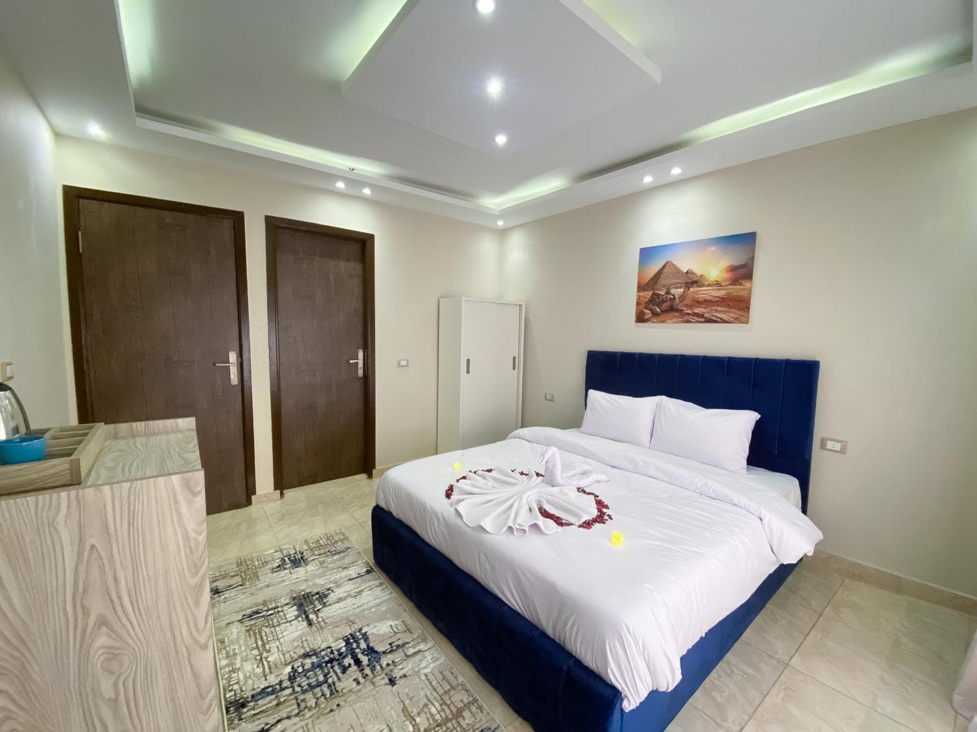 Young Pharaoh View Inn カイロ エクステリア 写真